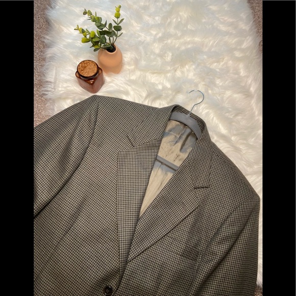 Blazer - Picture 5 of 5